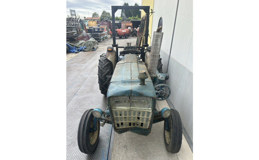 Trattore Ford 3000 - 50 cv - 6