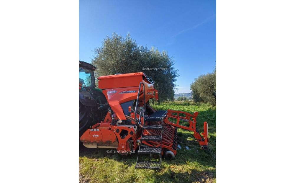 Kuhn VENTA + Kuhn HR3040 Usato - 2