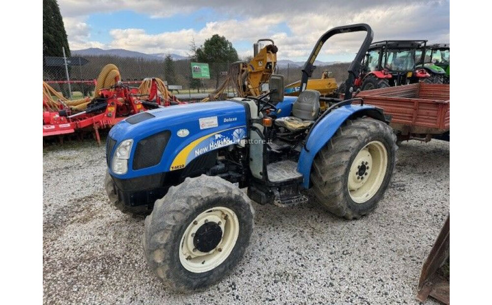 New Holland T4020 Deluxe Usato - 1