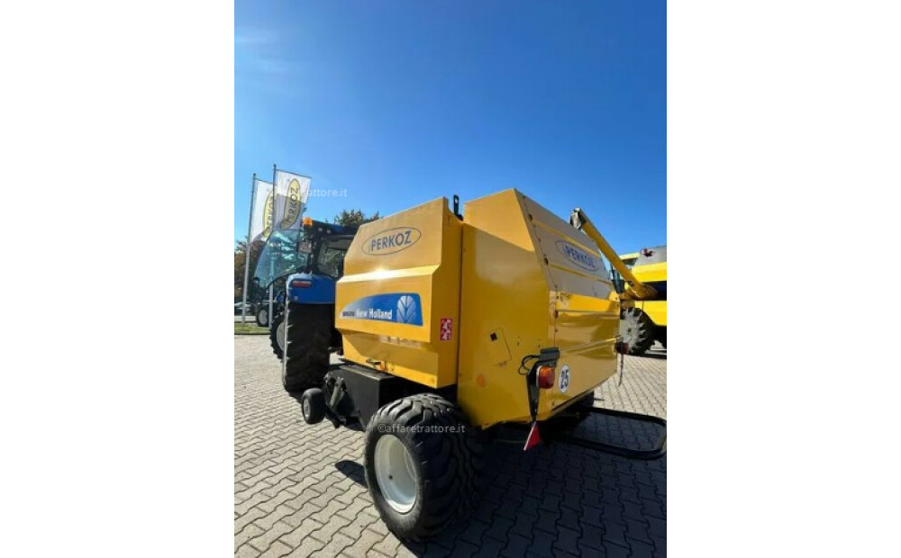 New Holland BR6090 Usato - 1