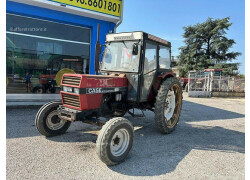 Case IH International 733 Usato