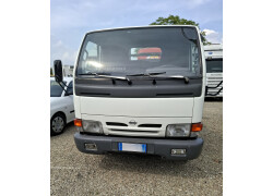 Nissan CABSTAR E. 110 CON CASSONE IN ALUMINIO Usato