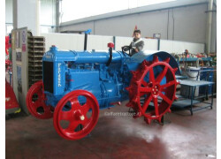 TRATTORE FORDSON D'EPOCA